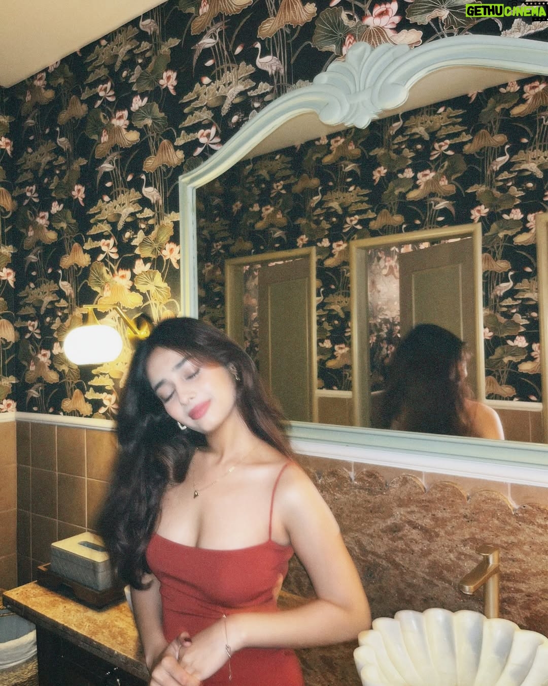 Kasak Singh - 5.8K Likes - cherry red🍒💋⭐️
#explore #fyp #foryoupage #reddress