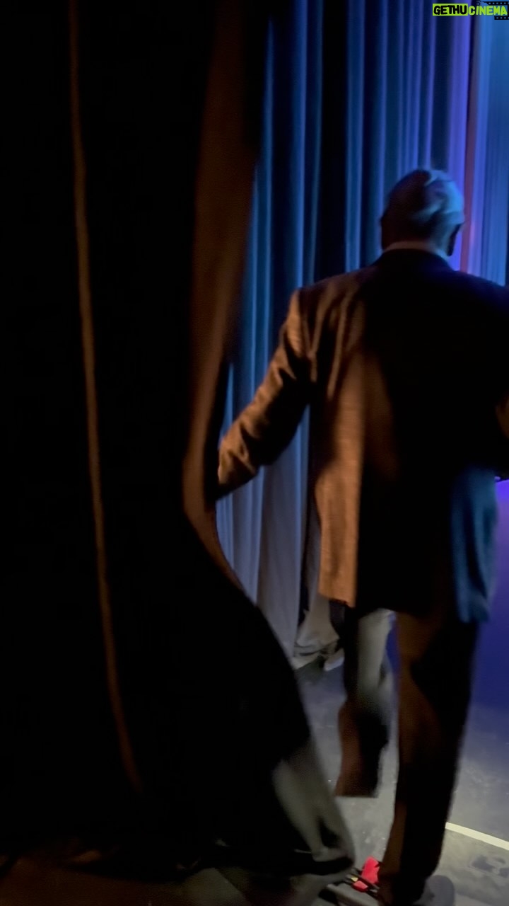 Kathleen Madigan - 1.6K Likes - I wanted to say..."please welcome...the Grand Termite" šš
#milwaukee #amazonspecial #termites #grandtermite #ronwhite #kathleenmadigan #madiganspubcast #daydrinkingtour