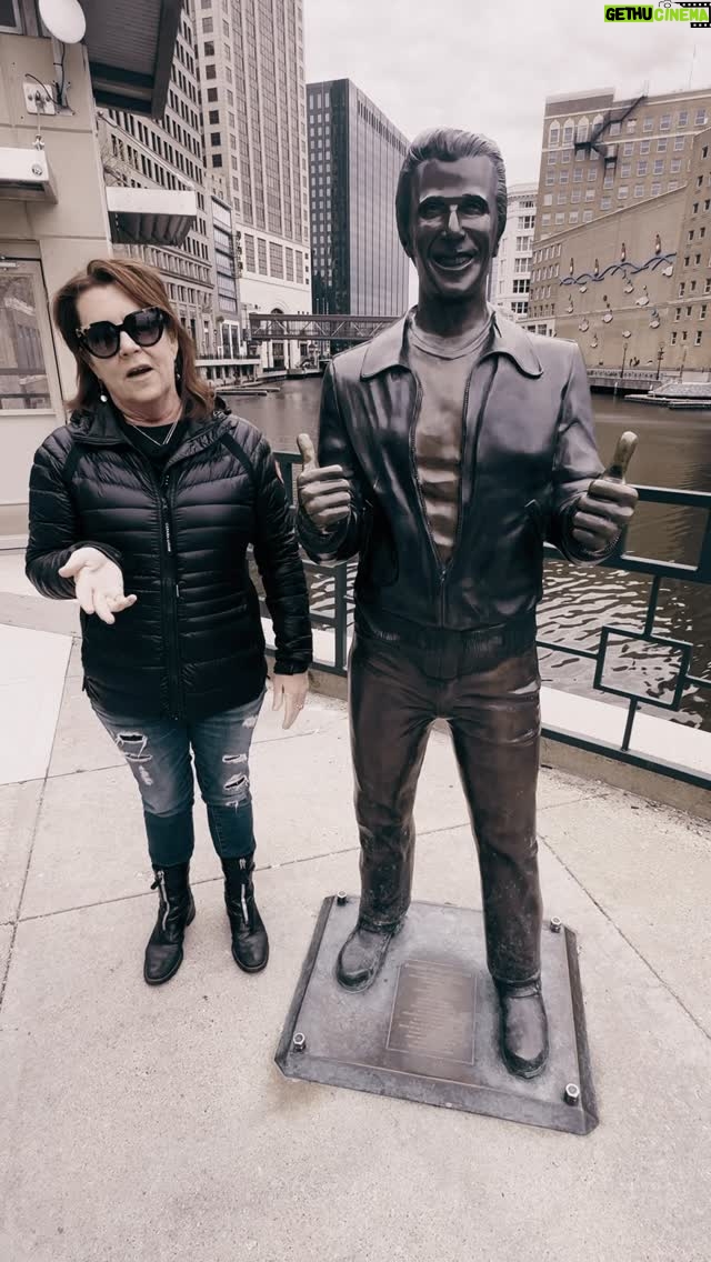 Kathleen Madigan - 1.8K Likes - Couldn't have asked for a better weekendš
THANK YOU, Milwaukee š«¶
Can't wait for everyone to see this Special šš»
#kathleenmadigan #amazonspecial #primevideo #daydrinkingtour #pabsttheater #standup #standupcomedy