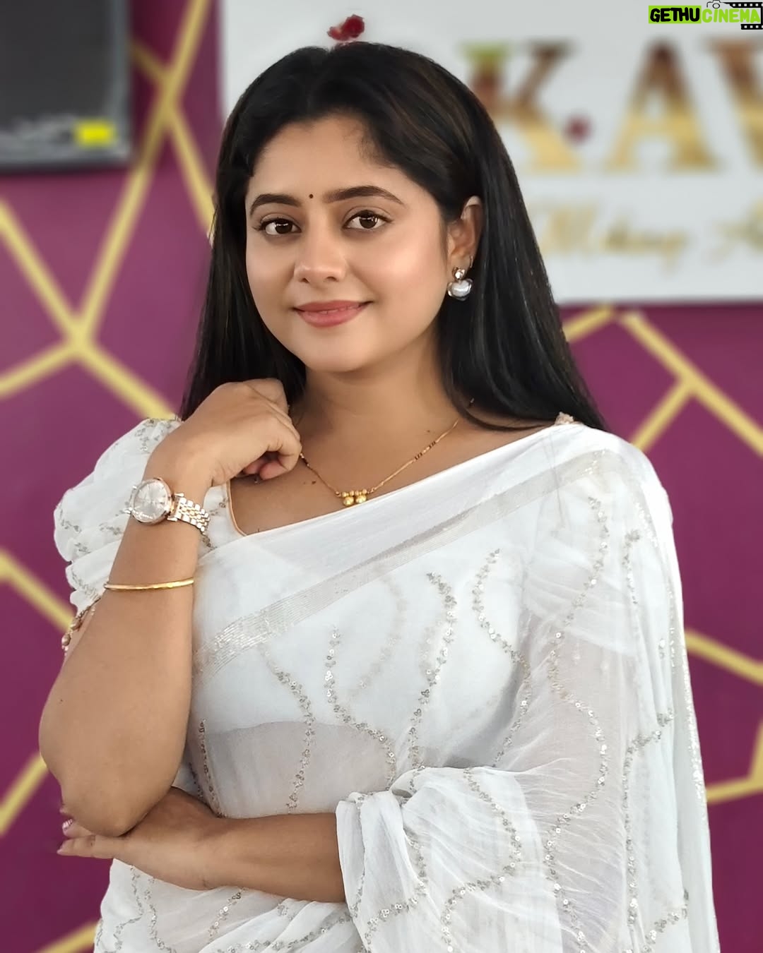 Kaveri Bagalkote - 9.1K Likes - 🤍✨
#kaveribagalkote
Saree from : @anulucky_collections