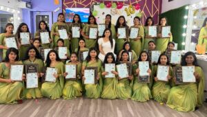 Kaveri Bagalkote Instagram - Congratulations my dear students 
All the very best 💐👍✨

#kaveribagalkote #makeupartist