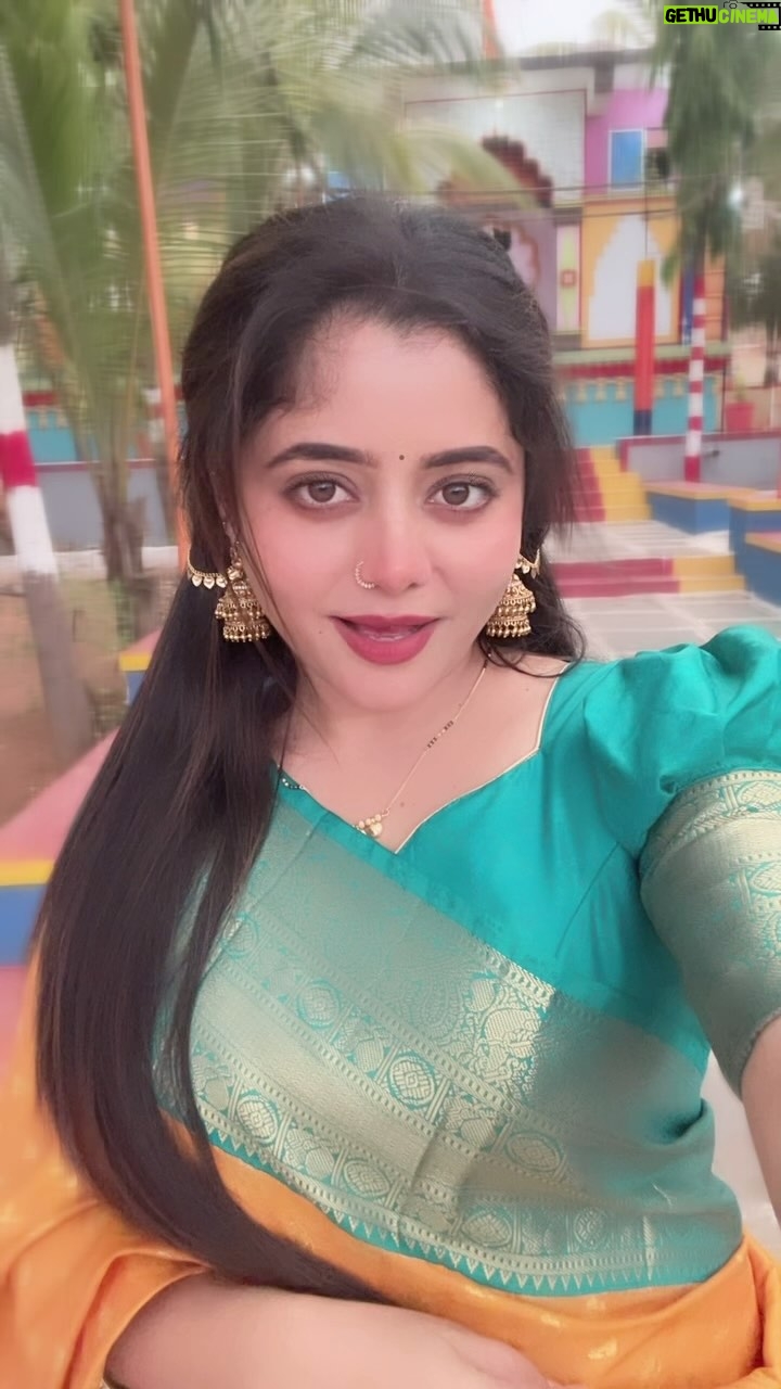 Kaveri Bagalkote - 5.7K Likes - Ni hinga nodabeda nanna 🤭
#kaveribagalkote #makeupartist