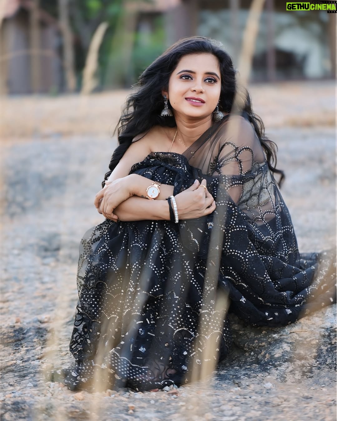 Kavyashree Gowda - 11.3K Likes - 🖤✨
.
PC : @lens__crafts
.
Attire : @dt_bridalstudio
.
#kavyashregowda #kavyashreeofficial #k #ksg #gowri
.