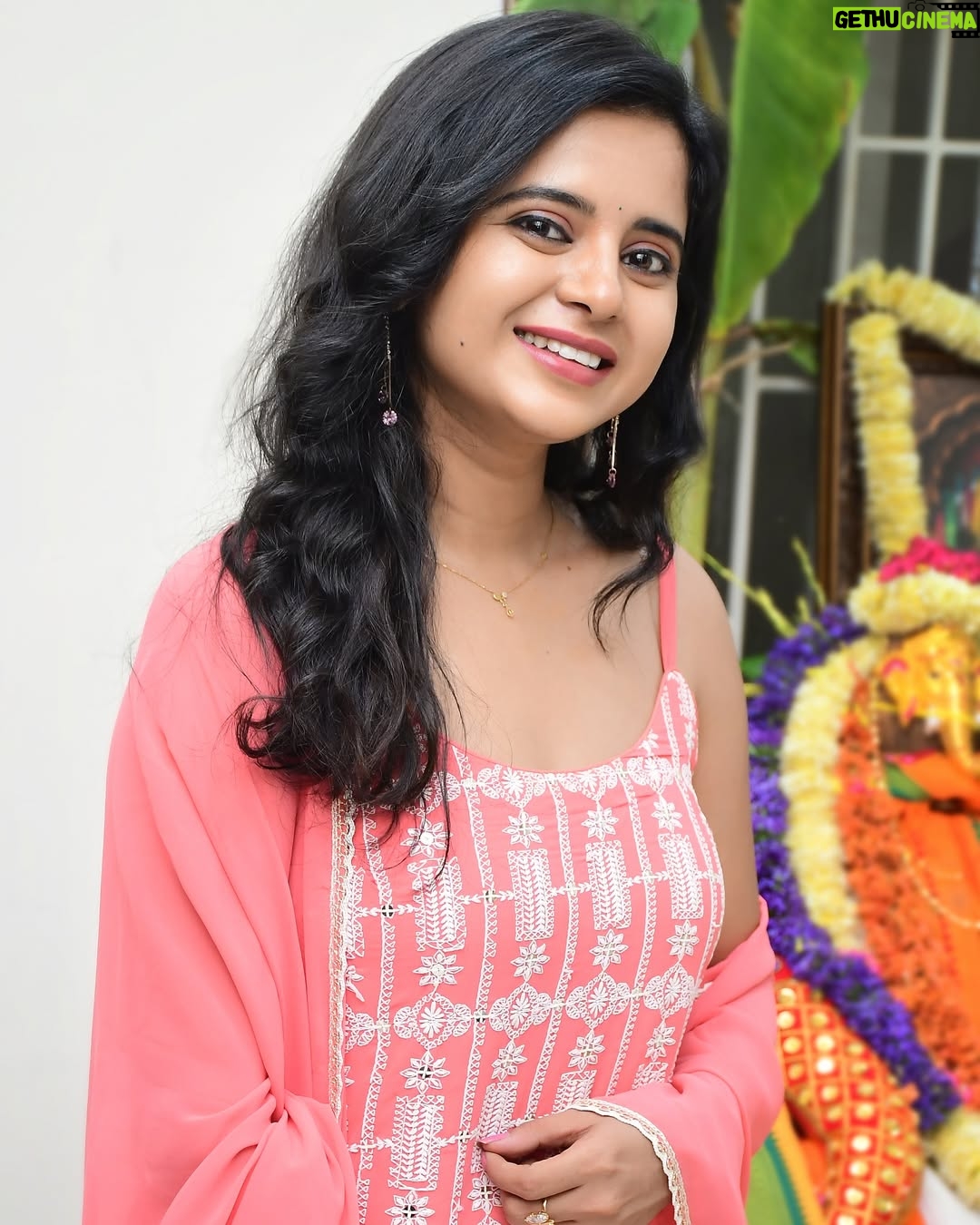 Kavyashree Gowda - 9.3K Likes - ❤️🧿
.
PC : @sharath__photography__
.
.
.
#kavyashreegowda #selflove #k #ksg #mgm #lovely #insta