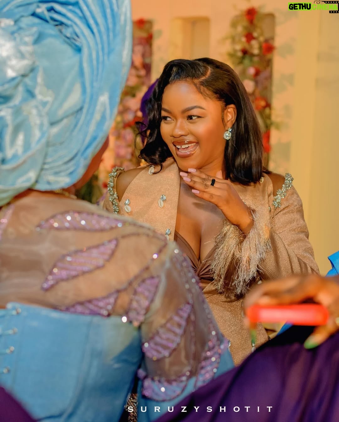 Kehinde Bankole - 58.8K Likes - Some fun was had ❤️
Captain Degzy’s wedding Tbt 😍. @tomiwasage slide 6 has a show, please get tickets and support massively 🙏🏽. Last slide I met a cute lil friend!😀
Photos @suruzyshotit
