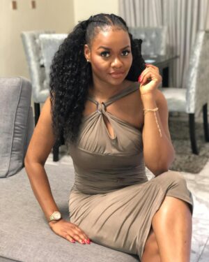 Kehinde Bankole Instagram - Ready to tell another story, look another way and feel hundreds of waves. What a privilege.. ps 🤔where is this gown?