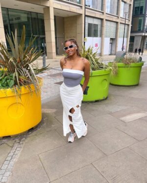 Kehinde Bankole Instagram - SHEFFIELD. A day off the U.K Theatre tour😍. An exhibition of old collector cars, some older than 100 years refurbished 😍. That’s the owner of the black one in video, took him 18 months to refurbish his car back to life from scrap