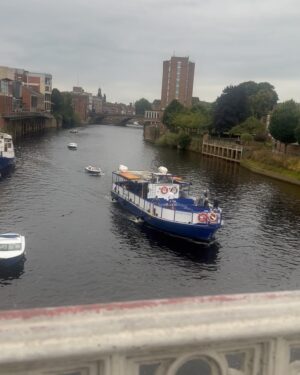 Kehinde Bankole Instagram - YORK. Seeing York city as we tour spreading the African culture and stories in cities in the U.K to children 3  and families through theatre “Anna Hiniscus’ Song”
 Slide 2, York Minster is one of the world’s most magnificent cathedrals. The entire city was like something from a vintage magazine. I couldn’t get enough. ♥️ and Vinci Hair Nigeria, see my Hair- fidence is coming back! Can rock my natural hair more gradually now it’s restoring 🤍. Shout out to my lovely Nigerian sweethearts I met during this tour in slide 3 😉