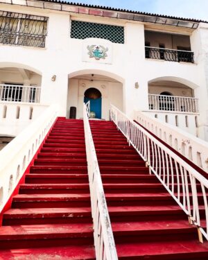 Kiki Omeili Instagram - Last slide is really chilling. 
You imagine how things were during the times of slavery. 
The “Door of no return” literally means that once you pass that door and get on the slave ships, you were leaving everything behind never to return. 
Chilling, Chilling stuff. 
The Osu Castle, which was initially a slave depot where slaves we’re kept in dungeons before being transported, later became the seat of government and many years later, in 2017, became a tourist attraction. It is featured on the 50 Cedis note. 

#OsuCastle
#KwameNkrumahMemorialPark
#Accra
#Ghana
#KikisWanderlust