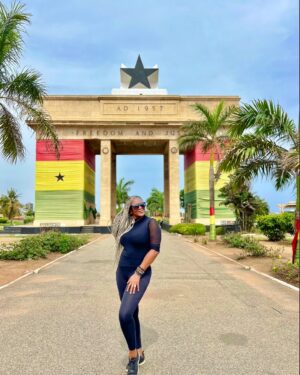 Kiki Omeili Instagram - The WA tour ended where it began……
I flew back into Accra to catch my flight home but like I always say “Did you even come to Ghana if you don’t have a picture in the independence square?”
Independence wasn’t long ago, so the square still has its independence decorations. 

#West Africa
#Accra
#Ghana
#Wanderlust
#KikisWanderlust