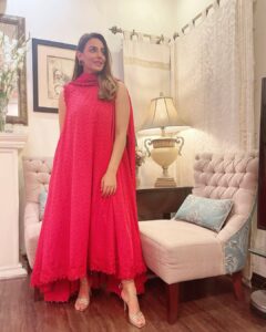 Actress Kinza Razzak HD Photos and Wallpapers August 2025