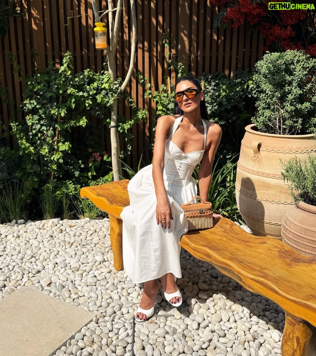 Kiran Malik - 680 Likes - Life tastes better in summer ☀️
Wearing @chiclefrique_official