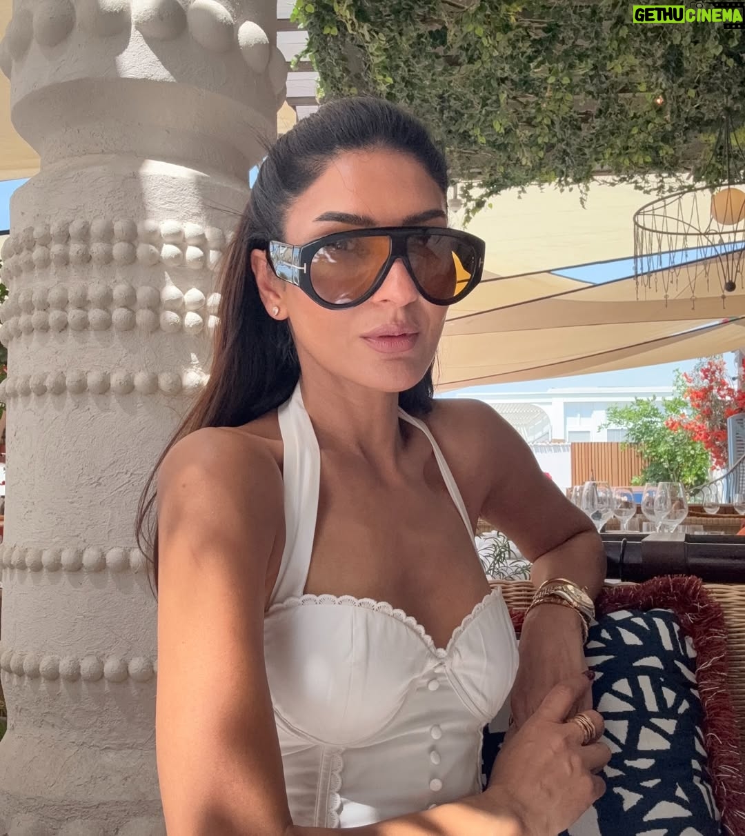 Kiran Malik - 680 Likes - Life tastes better in summer ☀️
Wearing @chiclefrique_official