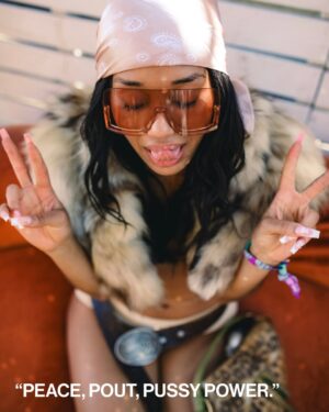 Kitty Cash Instagram - Meowww🐈‍⬛⁠
⁠
Coachella might be done, but we’re still not over @kittycash’s set at @thedolab’s 20th anniversary and at @gvsurfclub. Tap the link in bio to step into her full desert diary.⁠
⁠
#KittyCa$h #CRFashionBook