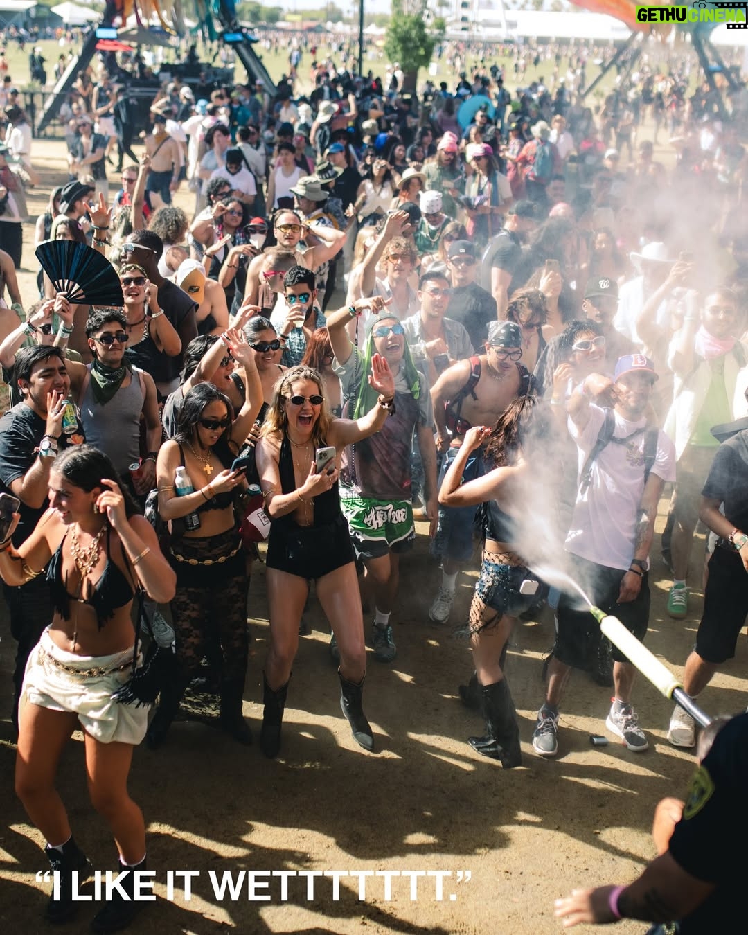 Kitty Cash - 1.2K Likes - Meowww🐈⬛
Coachella might be done, but we’re still not over @kittycash’s set at @thedolab’s 20th anniversary and at @gvsurfclub. Tap the link in bio to step into her full desert diary.
#KittyCa$h #CRFashionBook