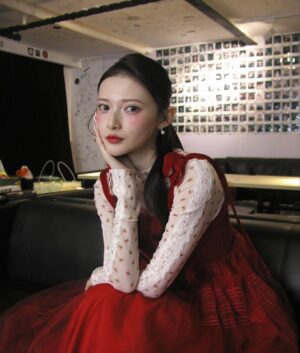 Kokoro Aoshima Instagram - 🌹
in上海
温かい想いにパワーをもらえました
ありがとうございます
