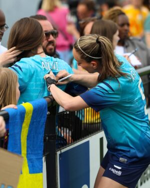 Kosovare Asllani Instagram - 1 game to go. EVERYTHING TO FIGHT FOR 🩵

[Swipe for a message to our amazing fans]