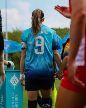 Kosovare Asllani Instagram - 1 game to go. EVERYTHING TO FIGHT FOR 🩵

[Swipe for a message to our amazing fans]