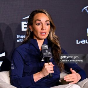 Kosovare Asllani Instagram - Really enjoyed taking part in the @laureussport panel discussion - Sport as a catalyst for a better World today together with retired Spanish tennis player Garbiñe Murguza, EY Alicia Rubí, Madrid open president Gerard Tsobanian and amazing Laureus Sport for Good nominee Kick4Life Motlatsi Nkhahle. 💙