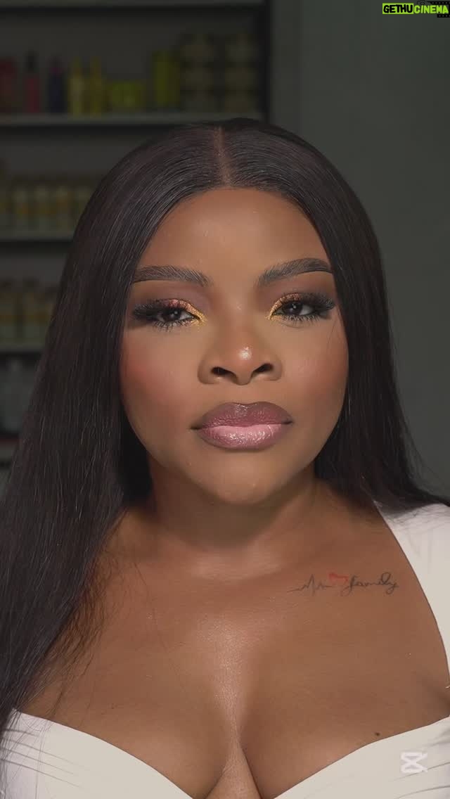 Laura Ikeji - 24.9K Likes -