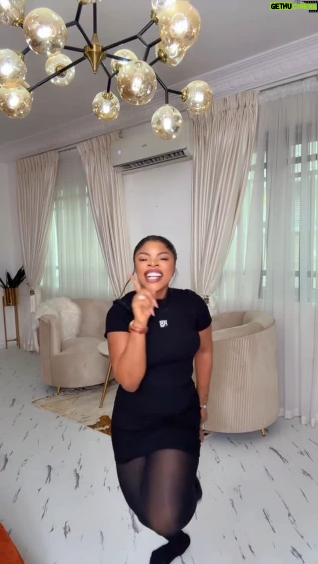 Laura Ikeji - 7.8K Likes - Thinking of going back to Vegas 💃🏿💃🏿🥰🥰🥰🥰