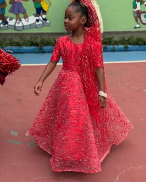 Laura Ikeji Instagram - Real life princess. My baby Laurel .
Isn't she lovely !