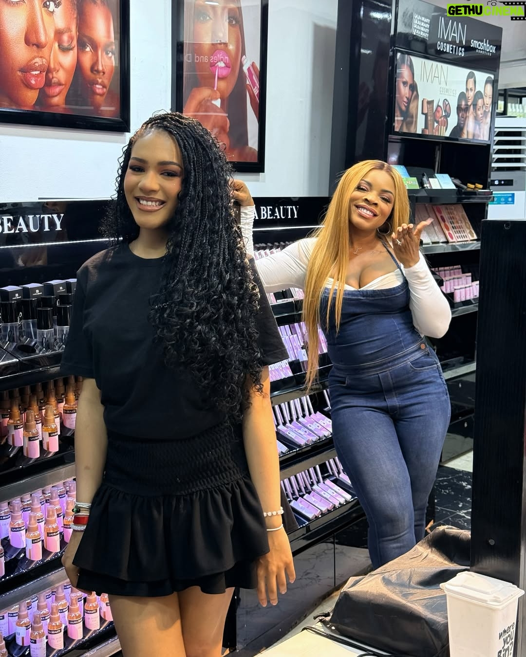 Laura Ikeji - 16.2K Likes - Laura x Naomi Kanu. If we ever got a Laura beauty UK. That's the CEO right there. @naomikanu_ go follow her for me. Xx