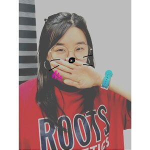 Lee Min-ji Instagram - #찌질의역사 손목에서 울리던 넘어짐 감지 알림의 추억이 새록새록...🤣