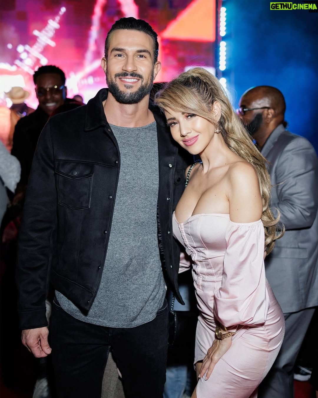 Leila Ciancaglini - 663 Likes - Jamie Foxx @iamjamiefoxx , Niki Murphy @nikimurphy , Juan Le Prince @juanleprince_ Dave Brown @davebrownusa , JYoung MD @jyoungmdk , Rafi Anteby @rafi_anteby & Bryan Abasolo @thebryanabasolo @djqnice picture by Daniel Sinoca @daniel_sinoca_photo_art, Leila Ciancaglini @leilalivetvshow @nukivanlent @rlctalentmagazine @rlctalentagency @ragazalcmodels @rlcmodelclasses @rlccastingdirector @rlctalentagency