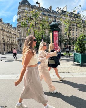 Lieke Martens Instagram - Life is good #Paris ☀️👌🏼