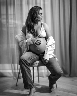 Lieke Martens Instagram - ⌛️👶🏻🩵

📸 @roosjevanleeuwen