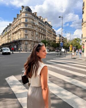 Lieke Martens Instagram - Life is good #Paris ☀️👌🏼