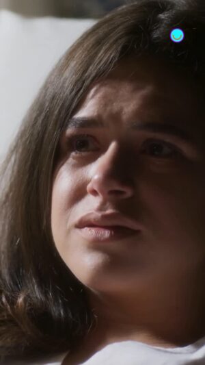 Lilia Cabral Instagram - #GAROTADOMOMENTO 📺 Bia confessa para Maristela que está com medo de ser infeliz em seu casamento com Beto.
