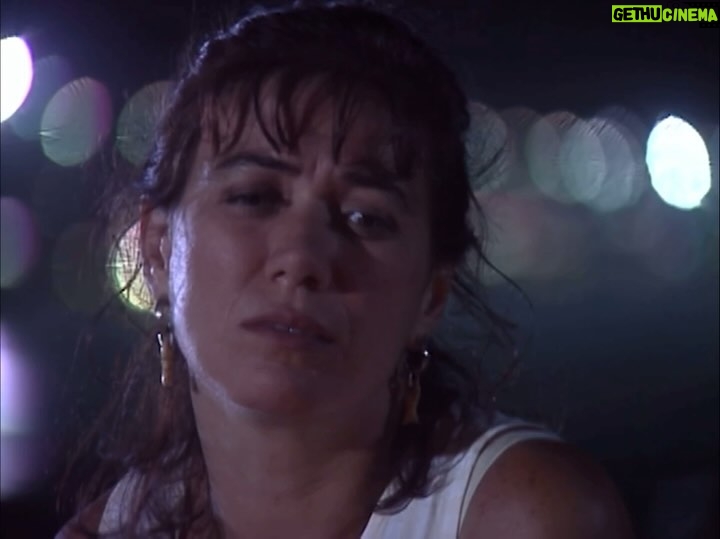 Lilia Cabral - 563 Likes - HISTÓRIA DE AMOR (1995/96) 🎥📺- Sheila literalmente queima suas lembranças de Carlos. Uma personagem cheia de nuances, uma antagonista de respeito. @lilia_cabral em um de seus melhores momentos na televisão. De Manoel Carlos com direção geral de @ricardowaddington. No ar na Edição Especial e disponível no @globoplay.