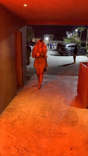 Lilian Esoro Instagram - 