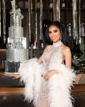 Lilly Ghalichi Instagram - A glimpse inside the details of my 42nd Disco 🪩 thank you to everyone that made it so special, I’m still on cloud 9 but I promise I’m almost done posting lol ❤️
Event: @detailsbyhaleh 
Dress: @waltercollection 
Flowers: @dushanflowers 
Cake: @maisondelafork 
Custom Signs: @glamsignia 
Photos: @victoriasirakovaphotographer