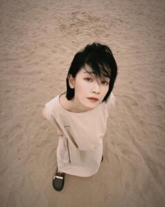 Actress Liu Yase HD Photos and Wallpapers April 2025