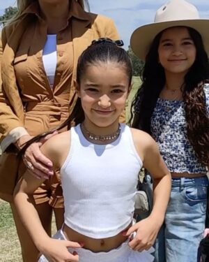 Lola Ponce Instagram - 🤍🐎🌿🇲🇽 𝙰𝙼𝙾𝚁
Momentos en familia… 
naturaleza y mucho polo… 💫
@vinedossanlucas @aarondiaz
@karimechequer  @realgirlstv @alfredorenterialv 💫