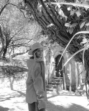 Lola Ponce Instagram - 🌿♾️❤️‍🔥
Naturaleza… Amor…
Ranch life…  Loving… 🥰