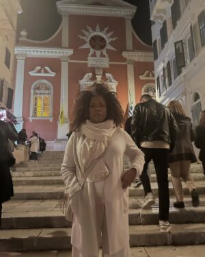 Lorraine Toussaint Instagram - Happy Easter. 🤍