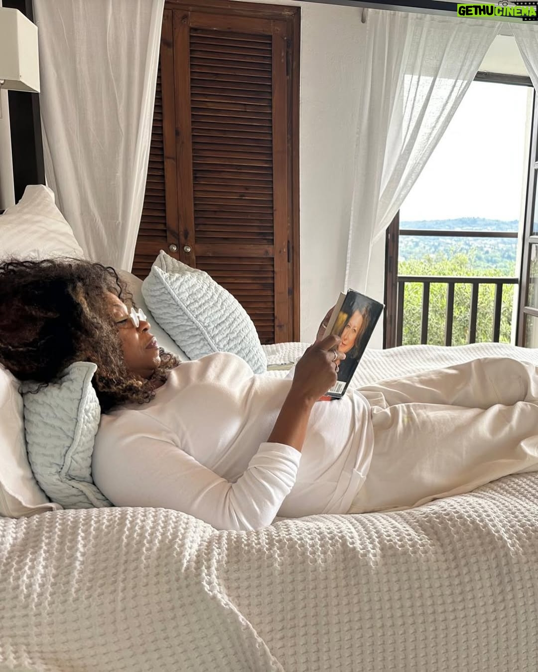Lorraine Toussaint - 14.1K Likes - Celebrating my Big Fab Greek Birthday in Corfu!❤️