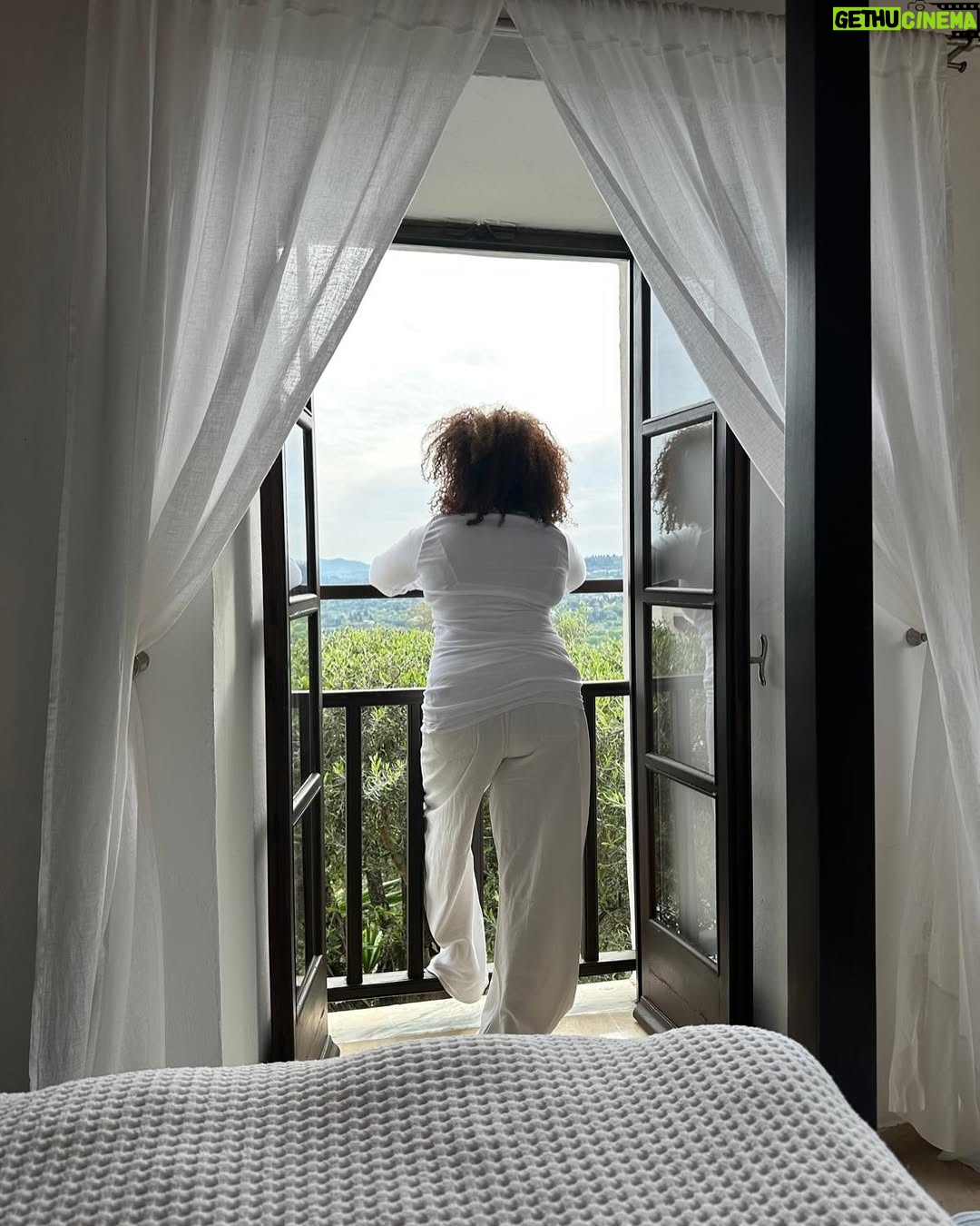 Lorraine Toussaint - 14.1K Likes - Celebrating my Big Fab Greek Birthday in Corfu!❤️