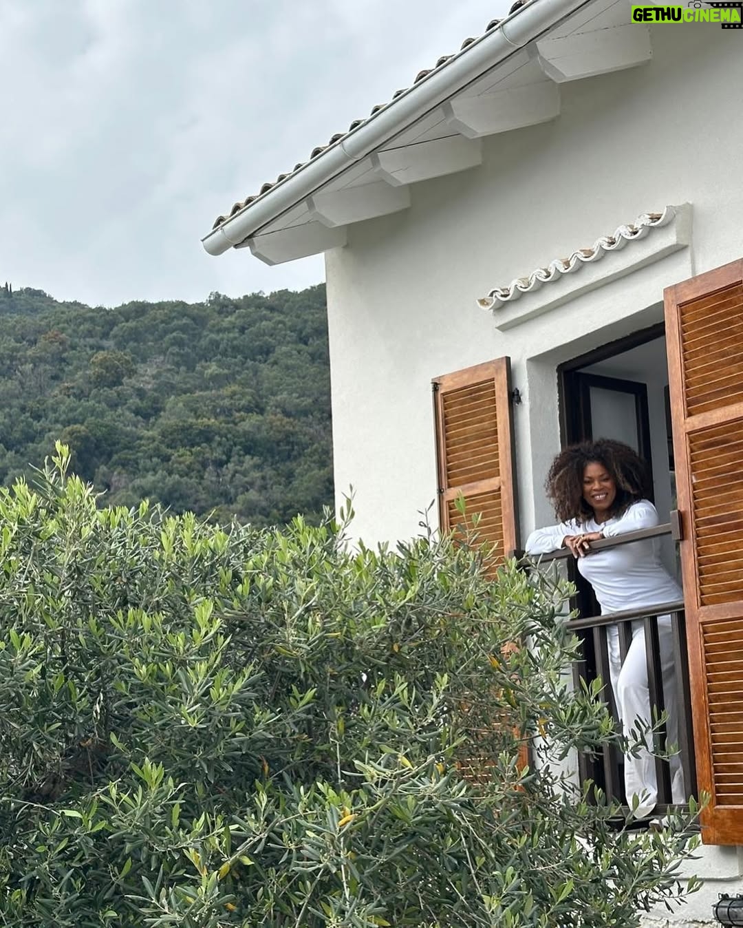 Lorraine Toussaint - 14.1K Likes - Celebrating my Big Fab Greek Birthday in Corfu!❤️
