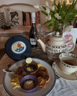 Lorraine Toussaint Instagram - I woke up to this perfect birthday breakfast from my girl. So Blessed!!! 🤍