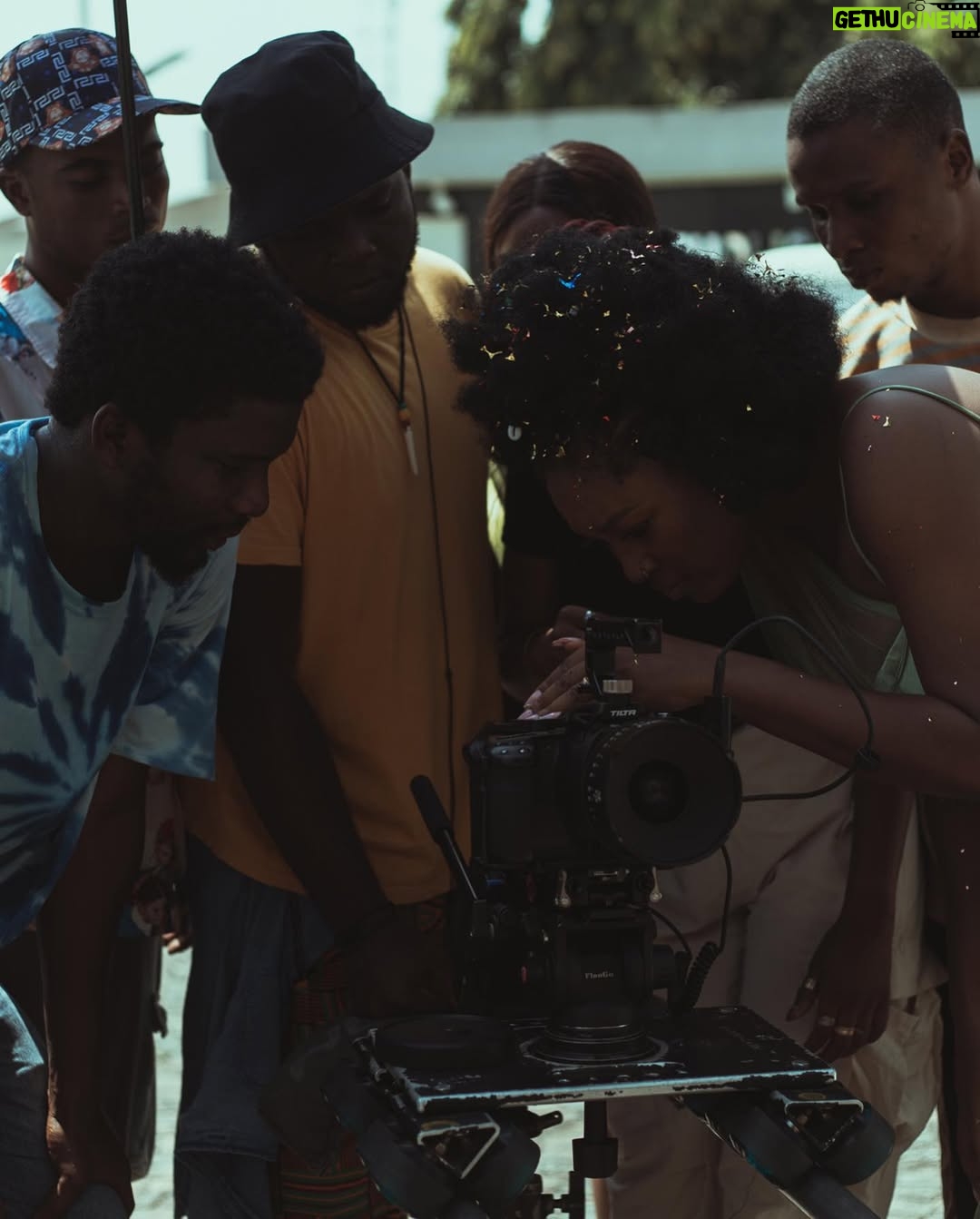 Lota Chukwu - 3.1K Likes - Now That We’re Married premieres tomorrow on Africa Magic Showcase, channel 151 at 9:30pm.
I couldn’t have done it without the people on my team. Grateful to have people who started this journey with me, all the way from 37 To Go. Thankful for those who joined along the way and believed in @thecowriefilms and in me. Thanks to my actors who believed in this script @topeolowoniyan my leading lady and favorite teammate who always answers when I call, @eso.dike my leading man. Thank you for letting me stretch you. @ibrahimsuleimanofficial @michaeloejoor @menasodje @sirdee_da thank you guys so so much!
For my crew, una appreciation de come. ❤️