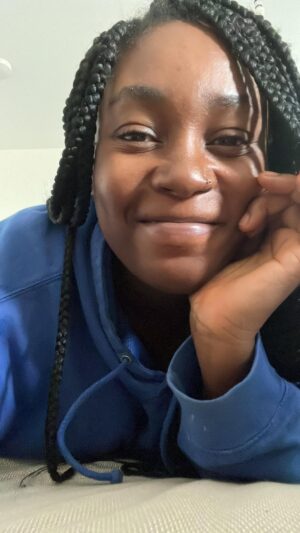 Lota Chukwu Instagram - Feeding my two favorite girls! Watch till the end and see what I was given when I said I was hungry!!!