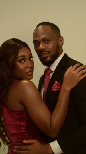 Lota Chukwu Instagram - Who remembers 2020? Was this you?

Good news!! My short film 37 To Go is now out on YouTube!! Please watch ❤️❤️ link in bio

37 To Go is here and I’m gassed to share it with you all. This film means the world on so many levels. Grateful to do what I love.. and grateful for the people I got to do it with. 

Dozie and Didie, a young happily married couple, are unaware of how much the coronavirus would change the world outside, and their world within. As the world outside is forced to stand still due to the lockdown at the height of the Covid 19 pandemic, their lives  gradually spiral out of control and they’re forced to face their deepest fears as a couple. 

Will they survive till the end of the lockdown still together, or will they be torn apart forever.?

 37 To Go
Production company @thecowriefilms
Produced and directed: @theLotaChukwu 
Written by @victoraghahowa @thelotachukwu
Starring : @theLotaChukwu, @EtimEffiong, @bammybestowed
AD @teefash_16
DOP: @utiPrince, Omos Akhigbe
Aerial shots @noraawolowo
Original music : @DwinTheStoic
Score: @AvaMomoh
Sound @toyinlagos
Sound mix @dipozit
Edited by :@flexyariyak
Coloring @onigold
Wardrobe @mikeadesh1
Hair @tees_hairmpire
Makeup @flawlesstouchbymia
Art @allen_tc_lucky 
Bts @itortyvisualz
Data wrangler @sarmielowkey