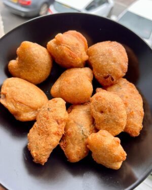 Lota Chukwu Instagram - The other day, on impulse, I added cheese to akara.. today I tried it both ways: the regular way (which was perfectly crunchy on the outside and yummy on the inside), and my new favorite; cheesy akara. Used both mozzarella and cheddar this time, and added basil!!! It. Was. Divine! 

Feel free to try this. Worth it.