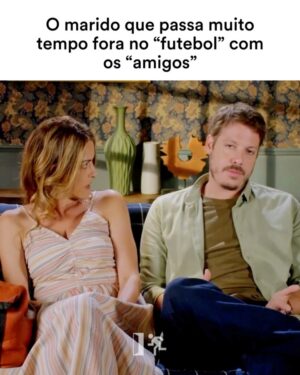 Luciana Paes Instagram - E o terapeuta, como é que fica? Quem se preocupa com o cara que tá ali sentado na frente desse casal escutando as baboseiras mais sem sentido da vida, sendo obrigado a criar imagens na sua cabeça das situações mais íntimas que nem uma década de terapia consegue reverter e ainda tem que voltar pra casa, ouvir seu marido reclamando do trabalho, dizendo que tá com burnout e que roubaram a marmita que você fez pra ele e postou no TikTok. Quem cuida da terapia desse terapeuta?????

▶️ COMPILADO | TERAPIA DE CASAL TEMPORADA 2 já no YouTube!