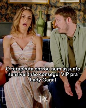 Luciana Paes Instagram - E o terapeuta, como é que fica? Quem se preocupa com o cara que tá ali sentado na frente desse casal escutando as baboseiras mais sem sentido da vida, sendo obrigado a criar imagens na sua cabeça das situações mais íntimas que nem uma década de terapia consegue reverter e ainda tem que voltar pra casa, ouvir seu marido reclamando do trabalho, dizendo que tá com burnout e que roubaram a marmita que você fez pra ele e postou no TikTok. Quem cuida da terapia desse terapeuta?????

▶️ COMPILADO | TERAPIA DE CASAL TEMPORADA 2 já no YouTube!